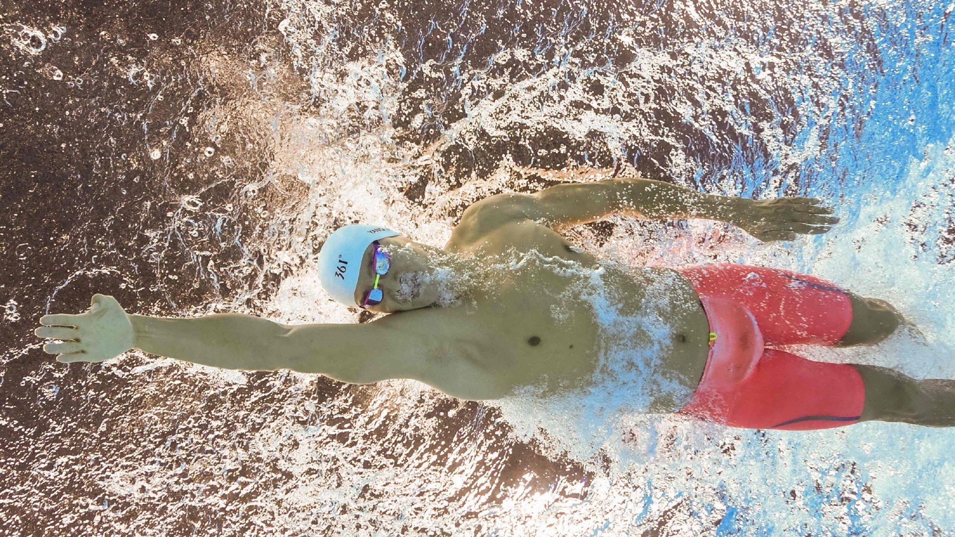 开云中国-水球南非队长指挥有度，南非女子水球队